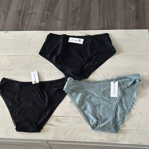 La Coochie Organic Cotton
HIGH RISE BRIEF and 2 MID RISE BRIEF Sizes XL, New